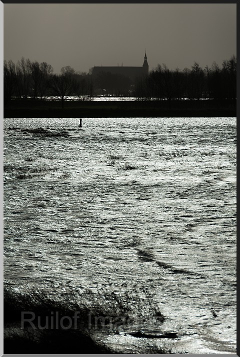 Hoog water.jpg